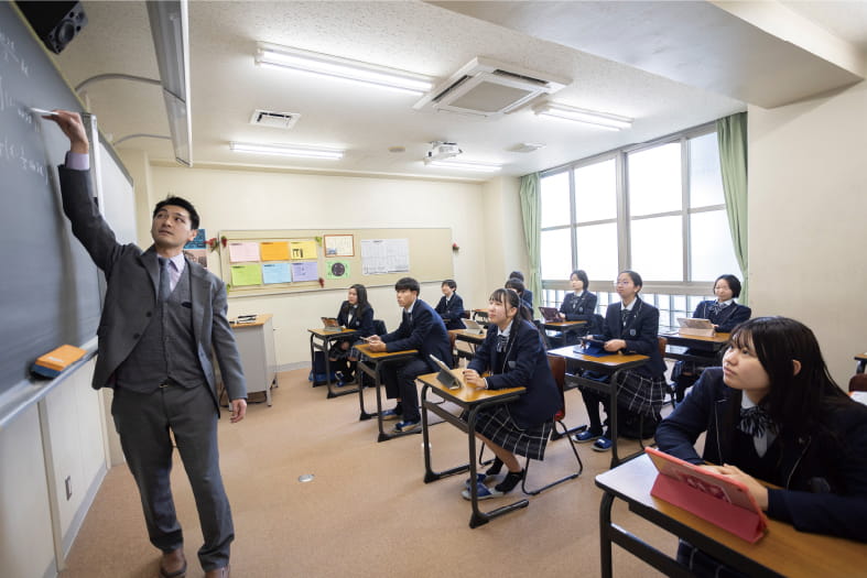 深く濃く学べる１学年１クラス15人編成